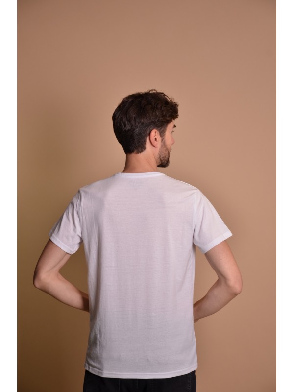 2100-557 White Мъжка тениска