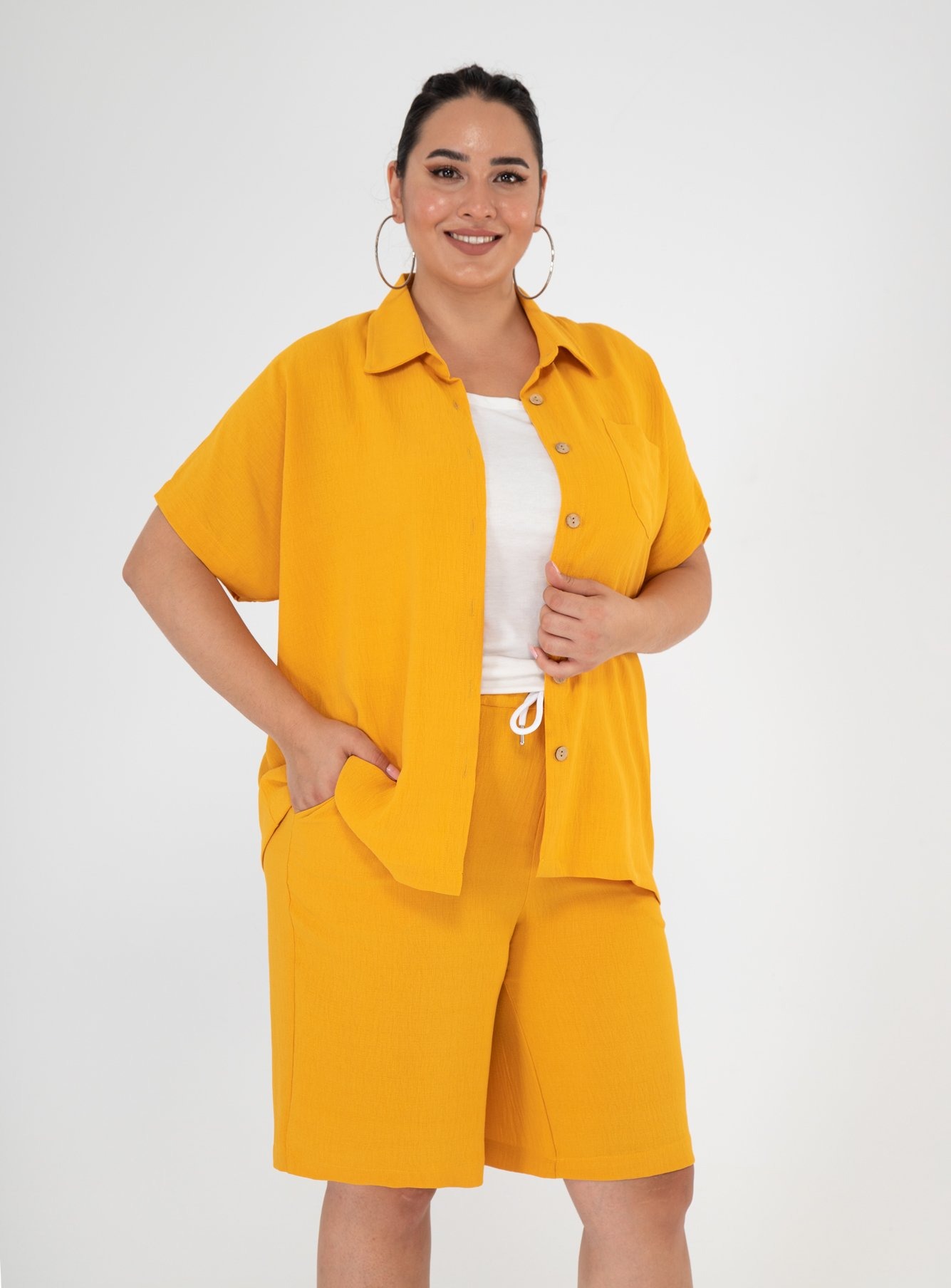 111337 Yellow Дамска Риза в макси размери