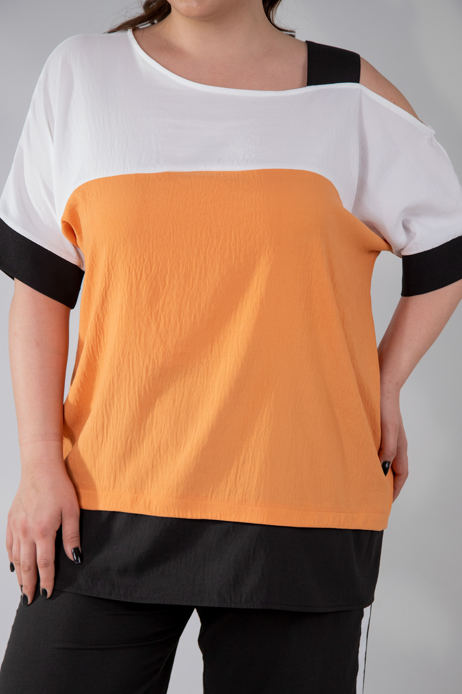 112939 Orange Дамска тениска в макси размери