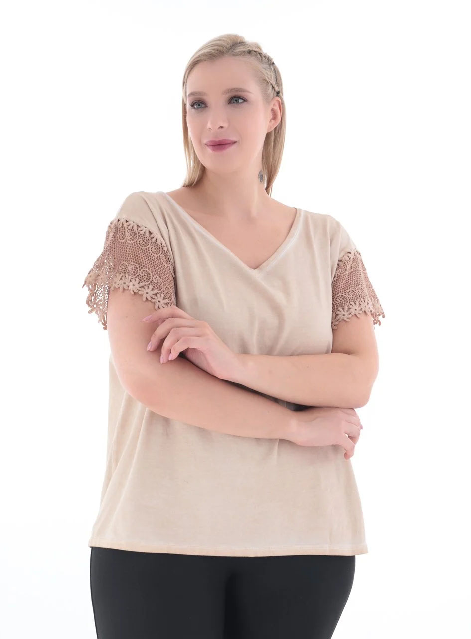 190323 Beige Дамска тениска в макси размери 190323 Beige Дамска тениска в макси размери