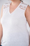 210070 White Дамска тениска в макси размери