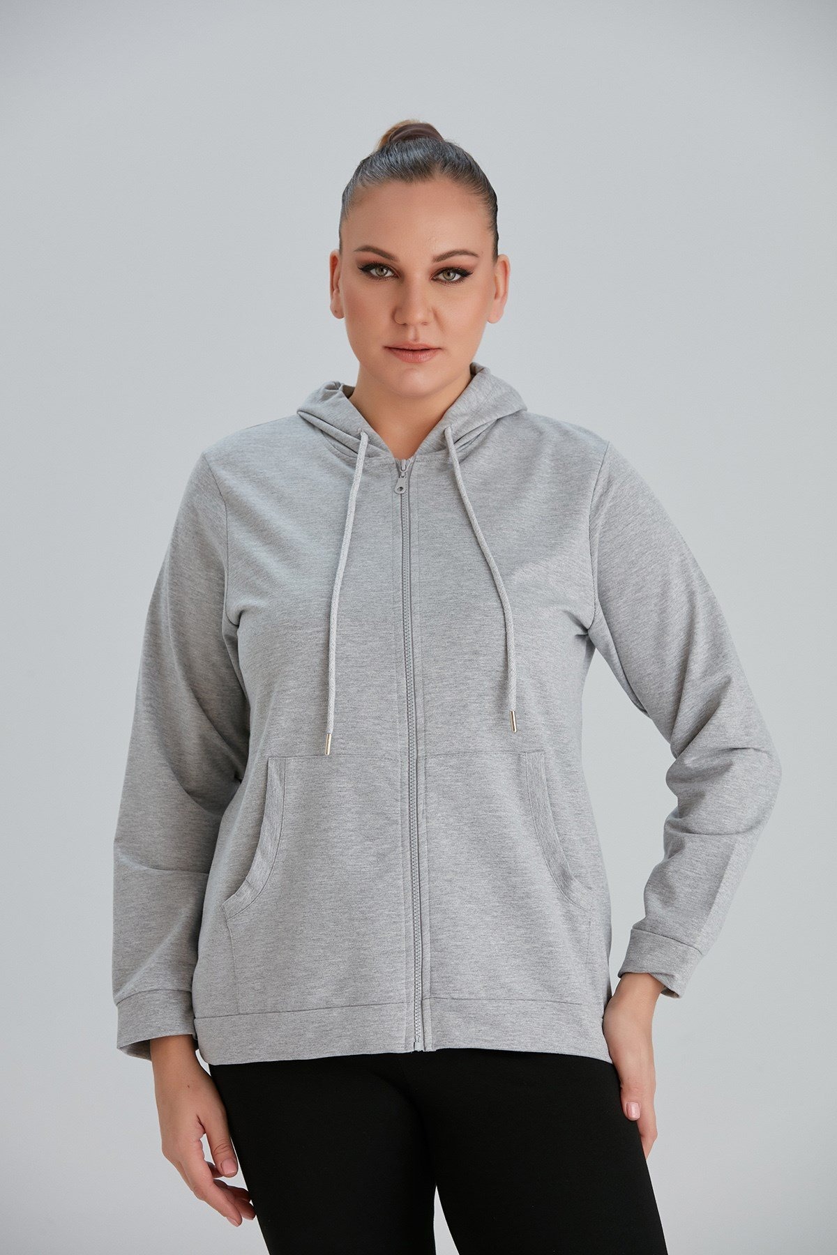 4504 Grey Дамски суичър в макси размери