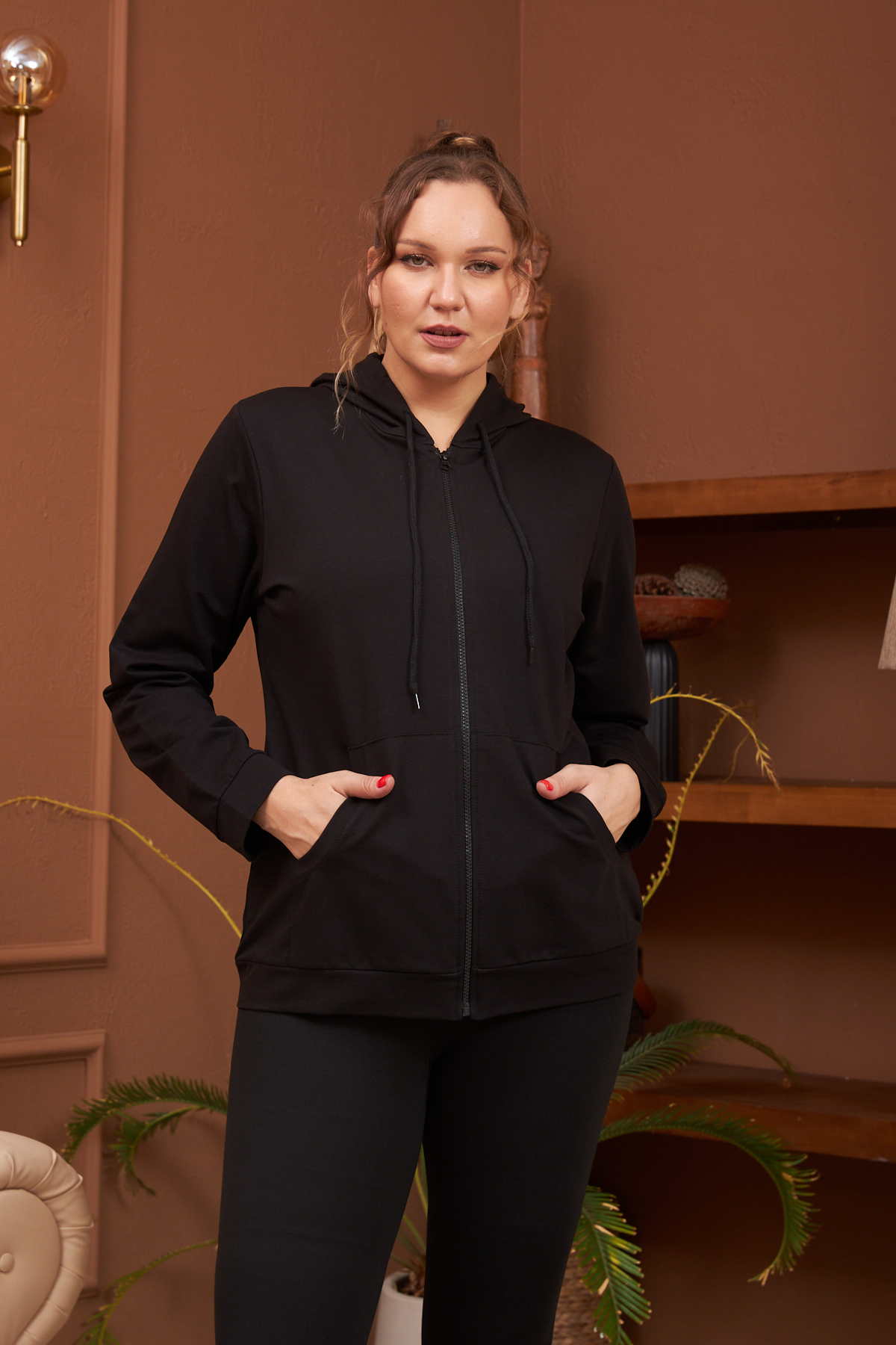 4504 Black Дамски суичър в макси размери