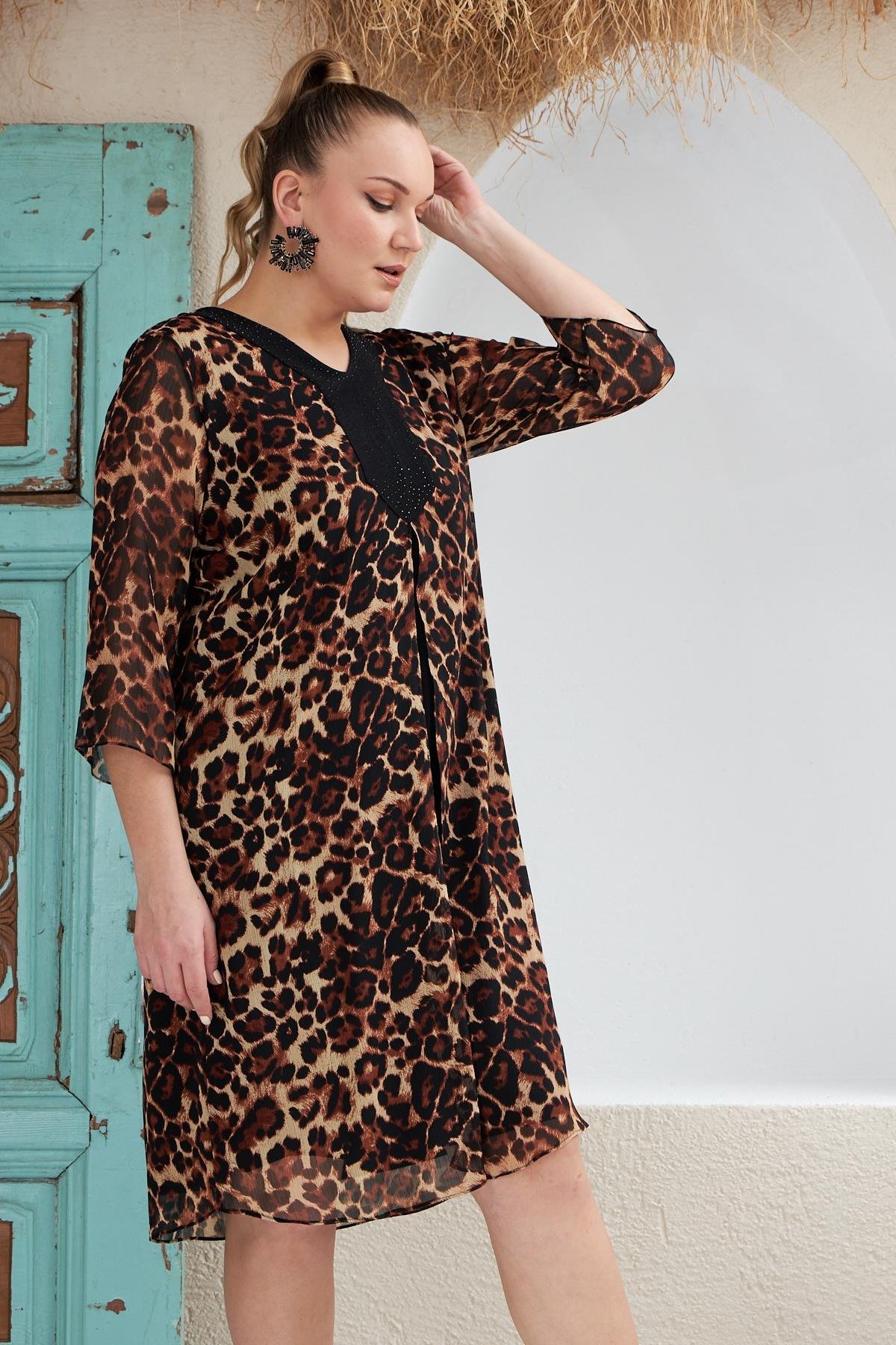 6013 Leopard Дамска рокля в макси размери
