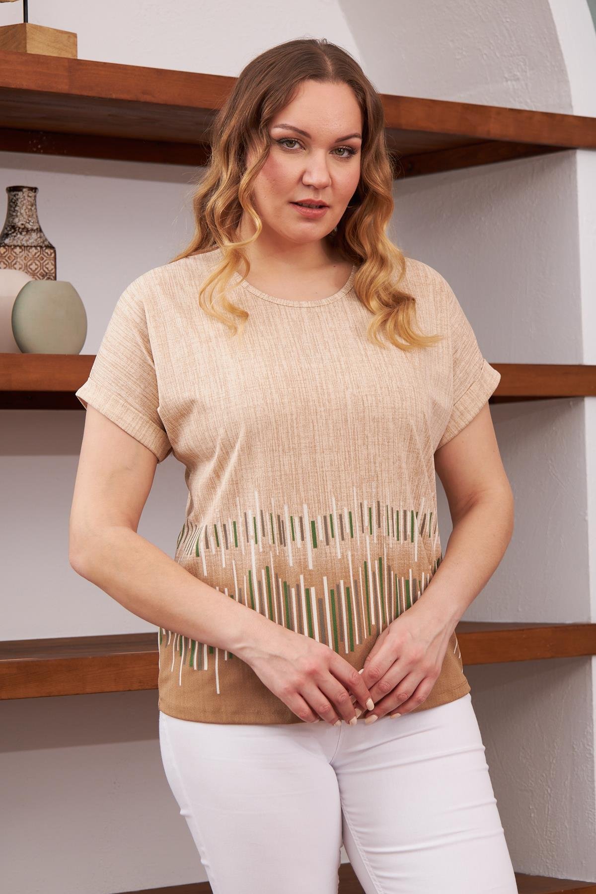 6124 Beige Дамска тениска в макси размери