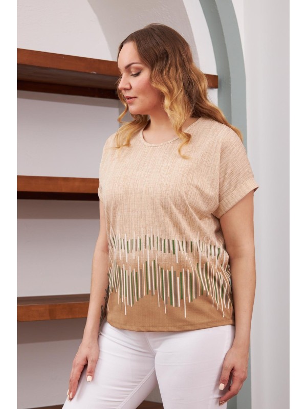 6124 Beige Дамска тениска в макси размери