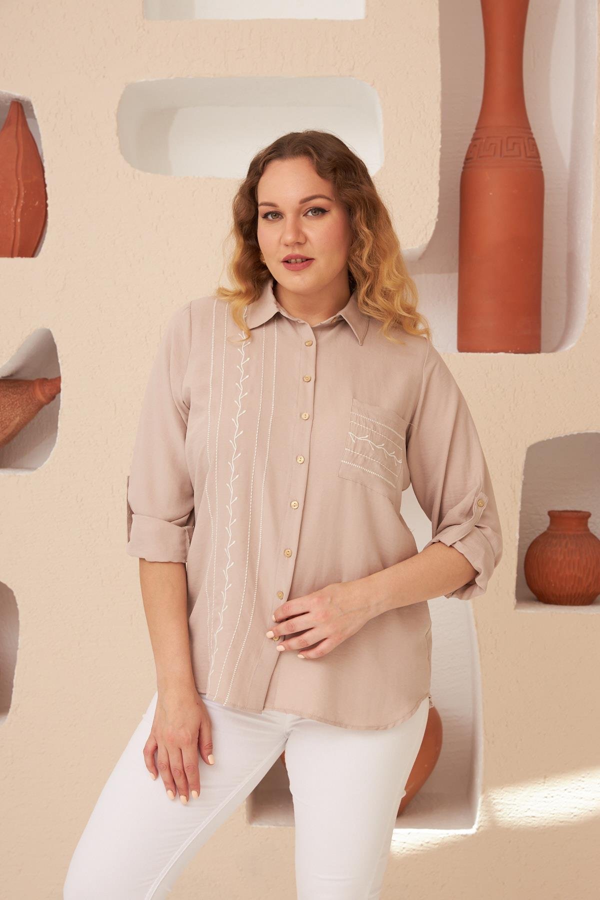 6145 Beige Дамска риза в макси размери