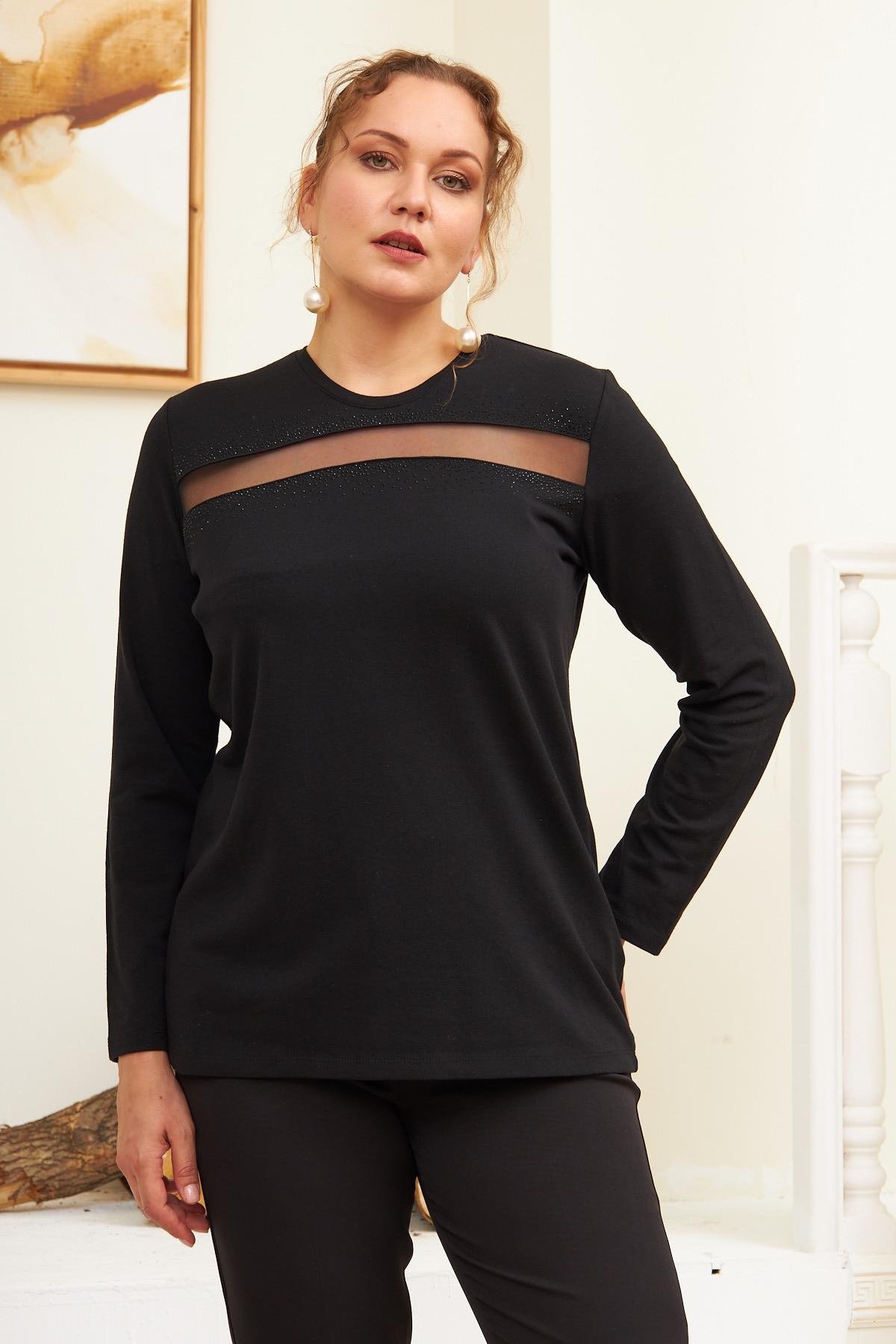 6218 Black Дамска блуза в макси размери