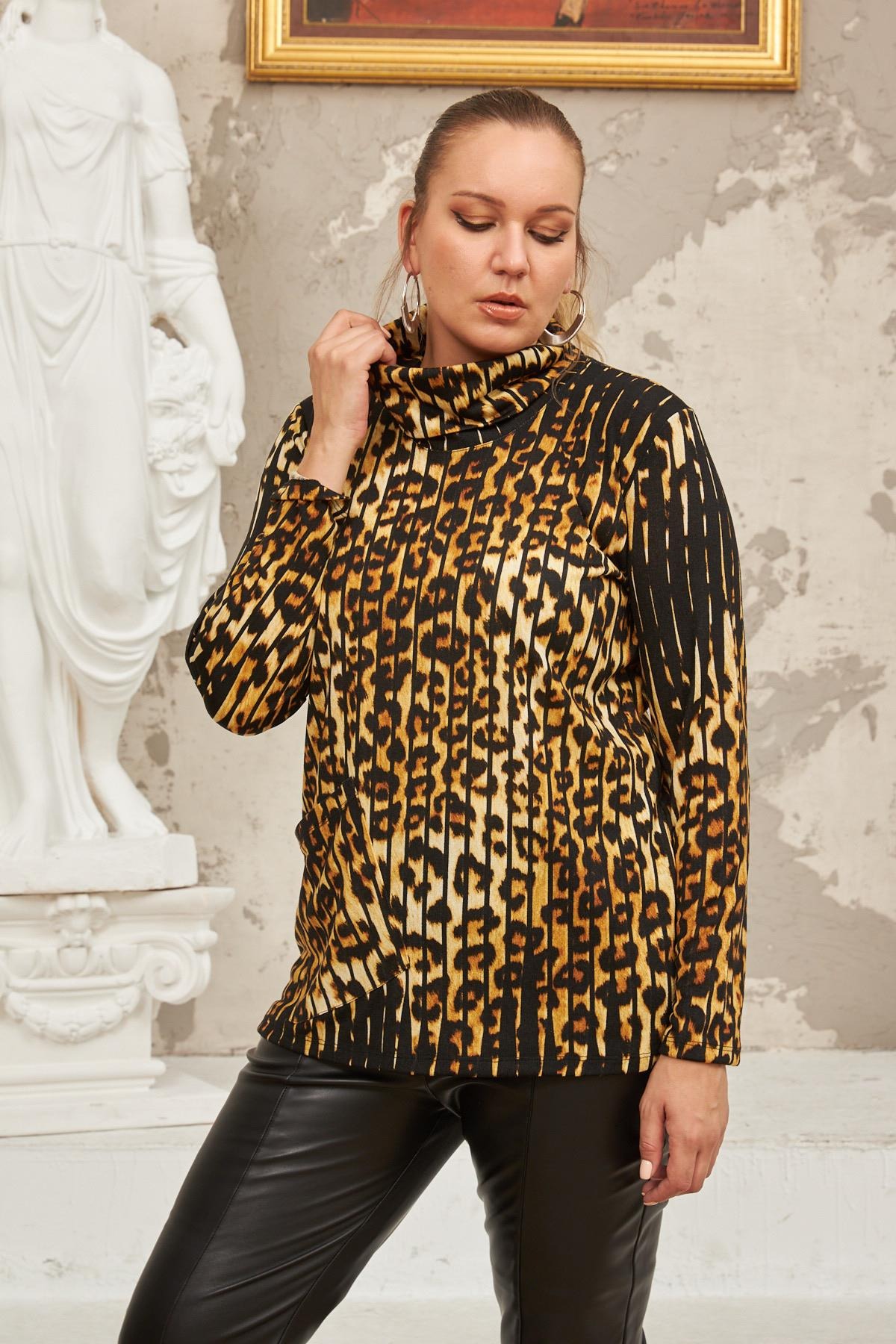 6265 Leopard Дамска блуза в макси размери