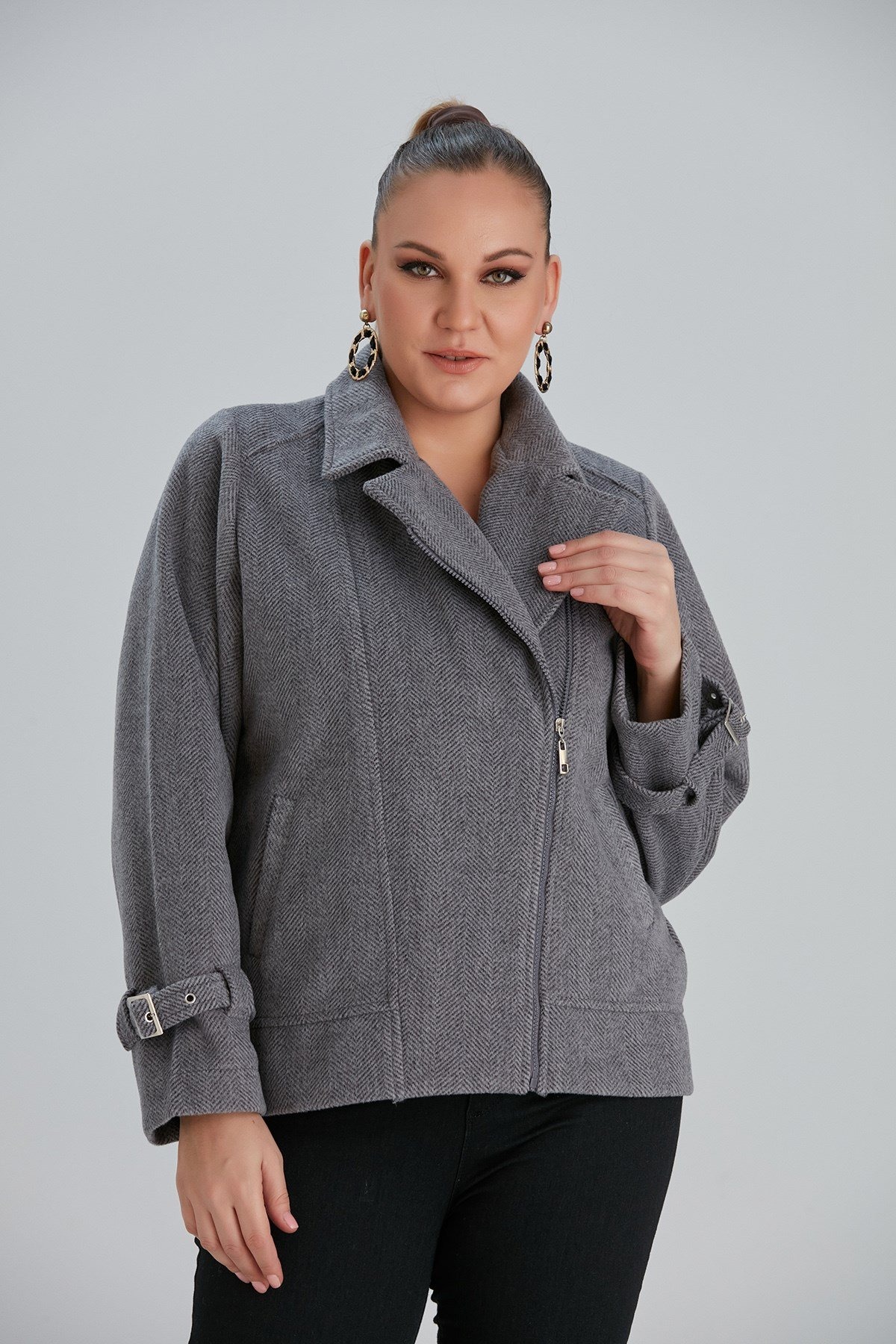 9777 Grey Дамско палто в макси размери
