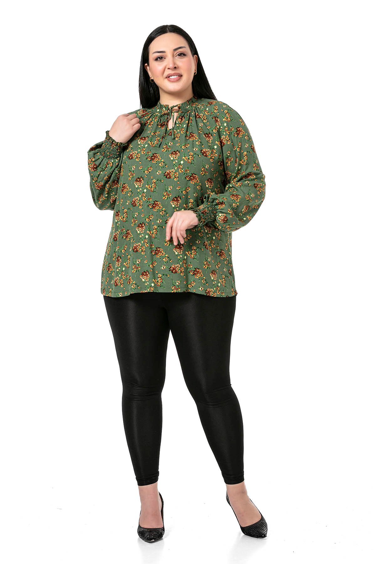 W-7402 Green Дамска блуза в макси размери