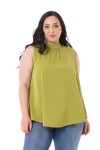 W-7404 Pistachio Дамска блуза в макси размери